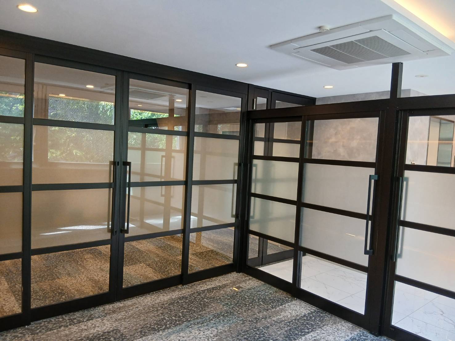 テナント改装工事