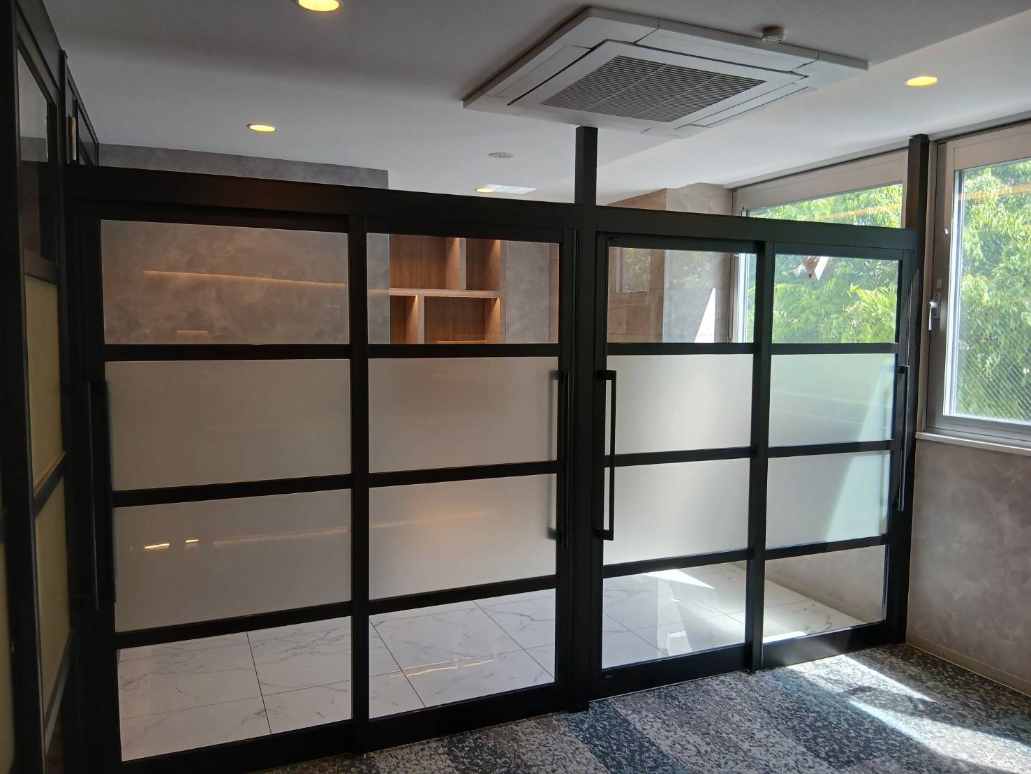 テナント改装工事