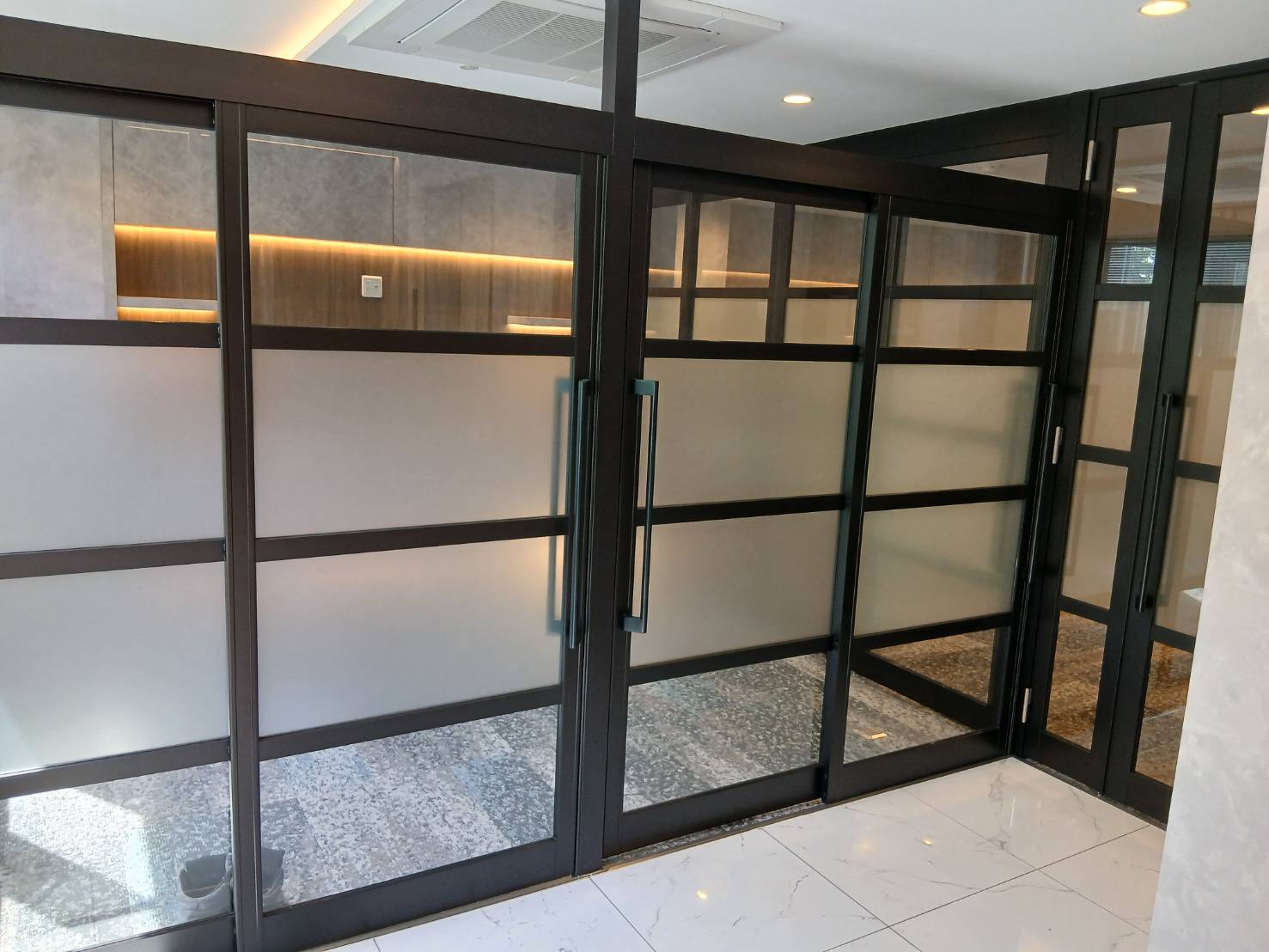 テナント改装工事